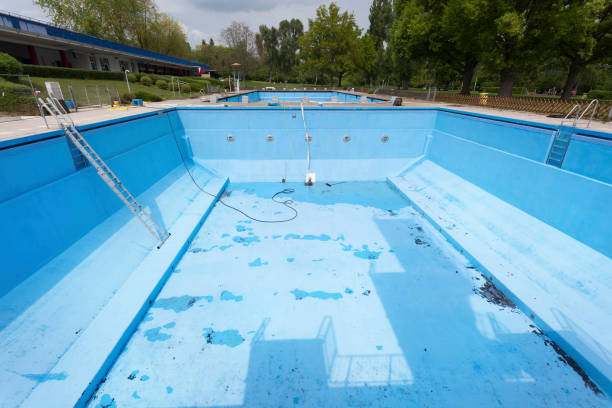 Best Water damage repair service  in Lost Hills, CA